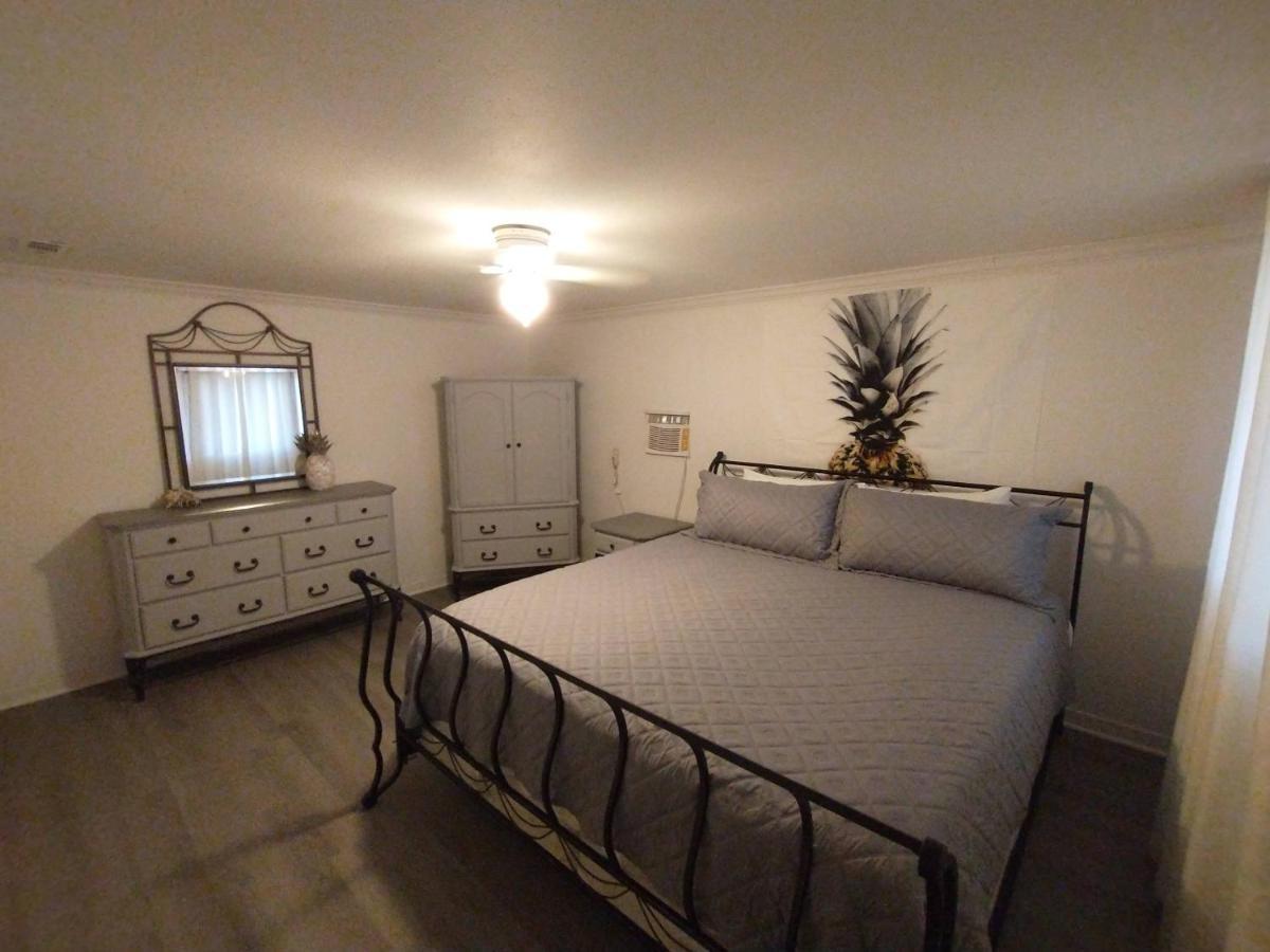 Welcome To Pineapple House! Pensacola Extérieur photo